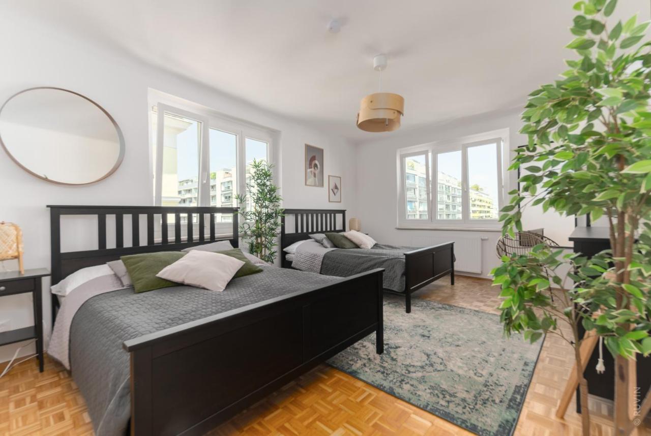 King Bed Home, 3 Bed Rooms, Perfect For Long Term Stay Wien Eksteriør billede