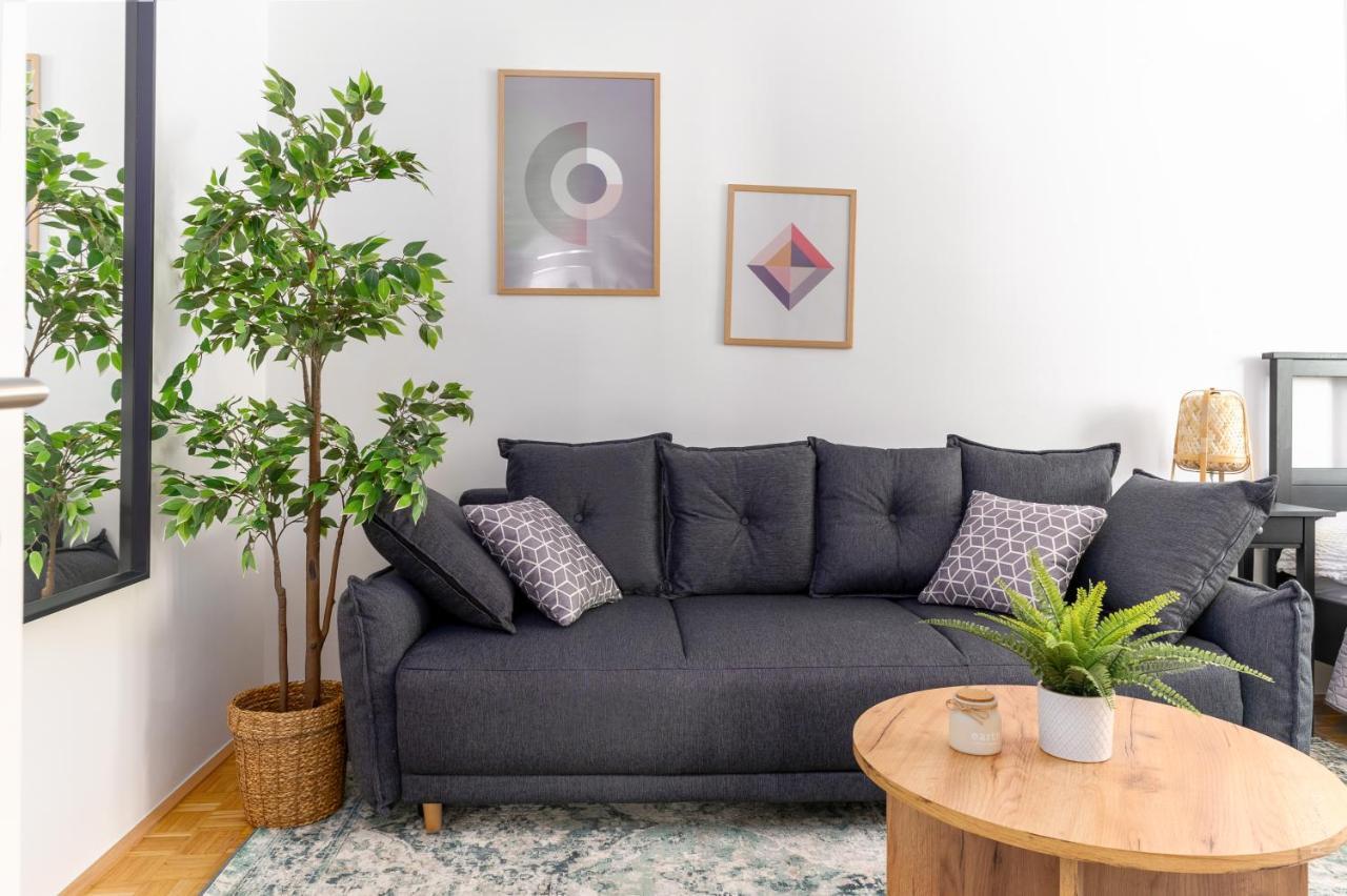 King Bed Home, 3 Bed Rooms, Perfect For Long Term Stay Wien Eksteriør billede