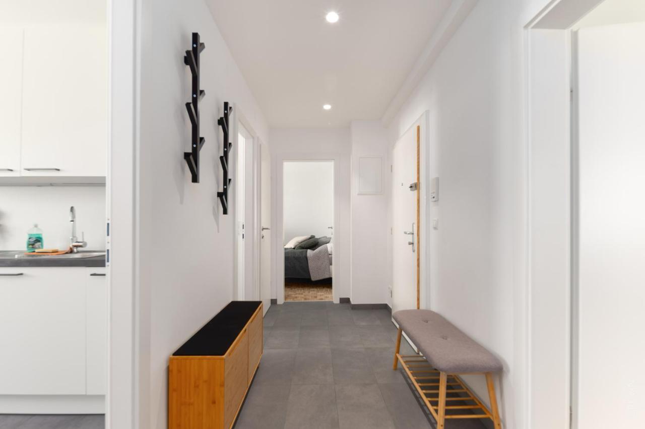 King Bed Home, 3 Bed Rooms, Perfect For Long Term Stay Wien Eksteriør billede